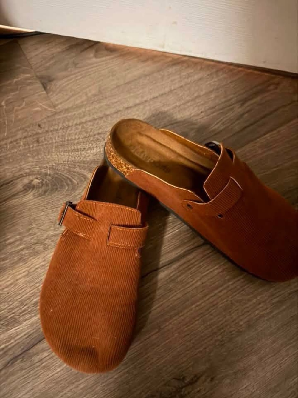Women’s  Slip-On Clog in Brown Corduroy